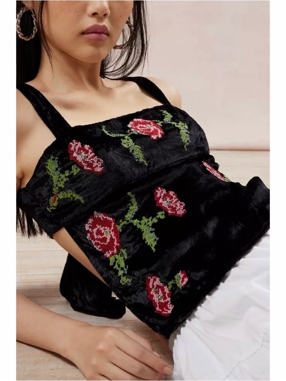 Kimchi Blue Jana Velvet Embroidered Top Small